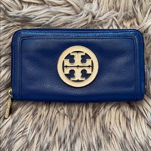 Authentic Tory Burch Continental zip wallet